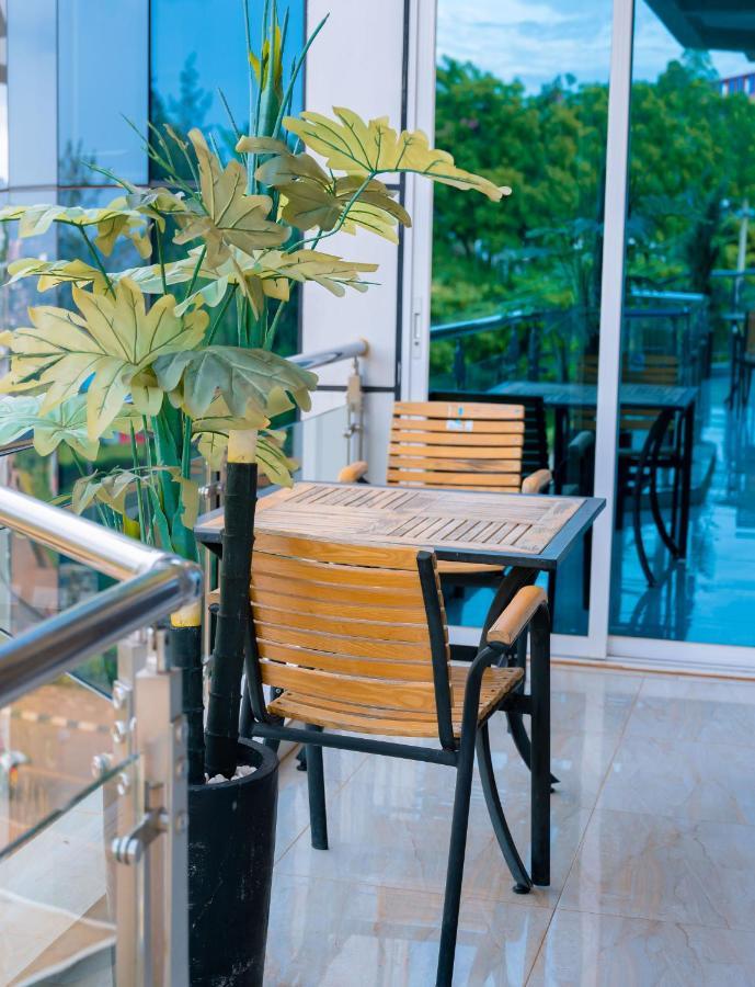 Madras Hotel And Apartments Kigali Luaran gambar